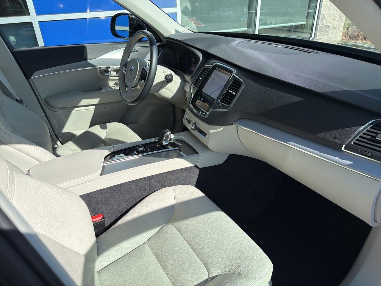 2023 Volvo XC90 B5 Core Bend OR