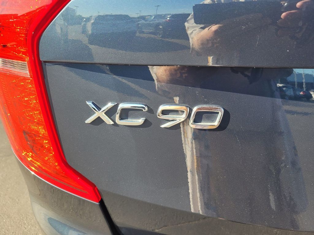2023 Volvo XC90 B5 Core Roseville CA