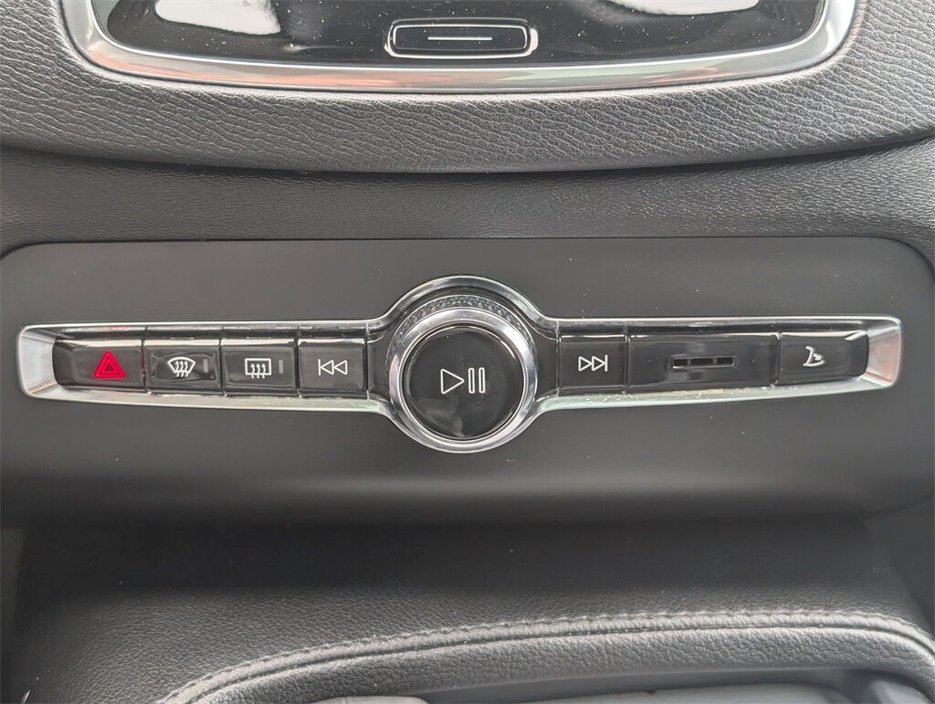 2023 Volvo XC90 B5 Core Hunt Valley MD