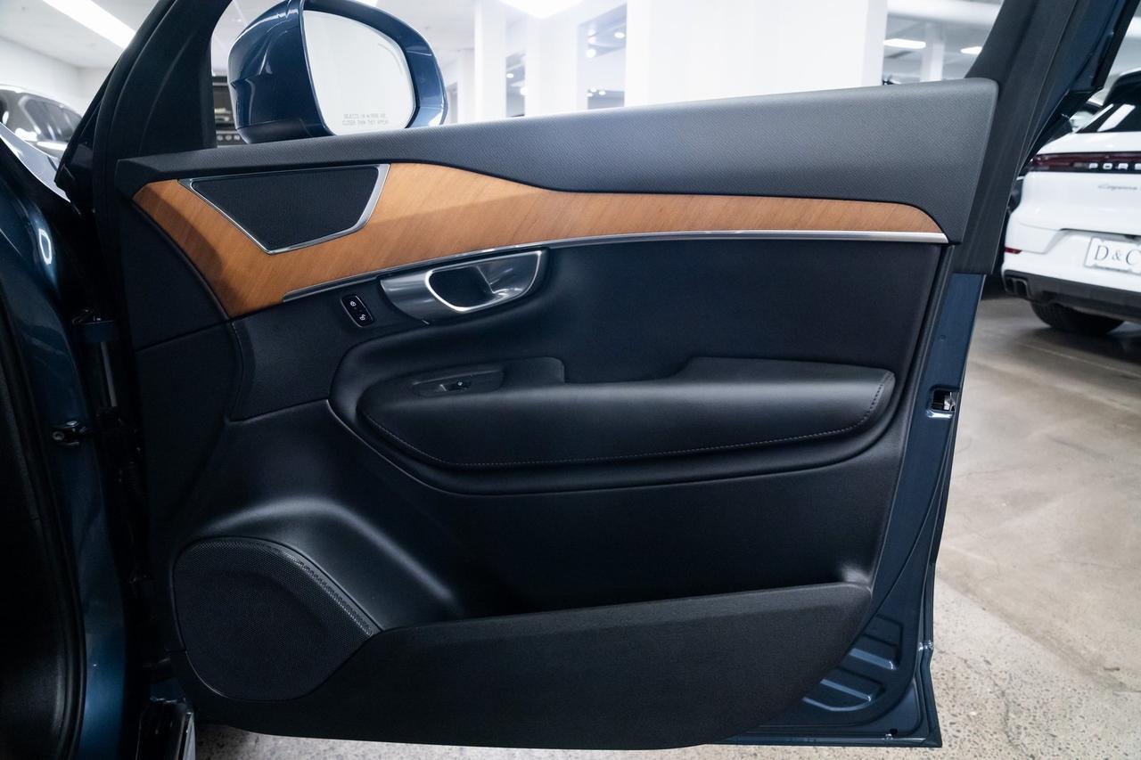 2023 Volvo XC90 B5 Plus 1 Owner Heated Seats Adaptive Cruise Portland OR