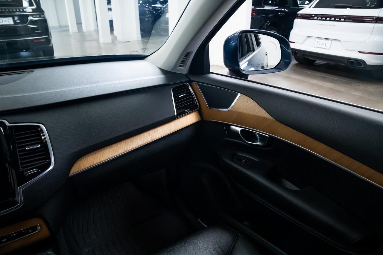 2023 Volvo XC90 B5 Plus 1 Owner Heated Seats Adaptive Cruise Portland OR