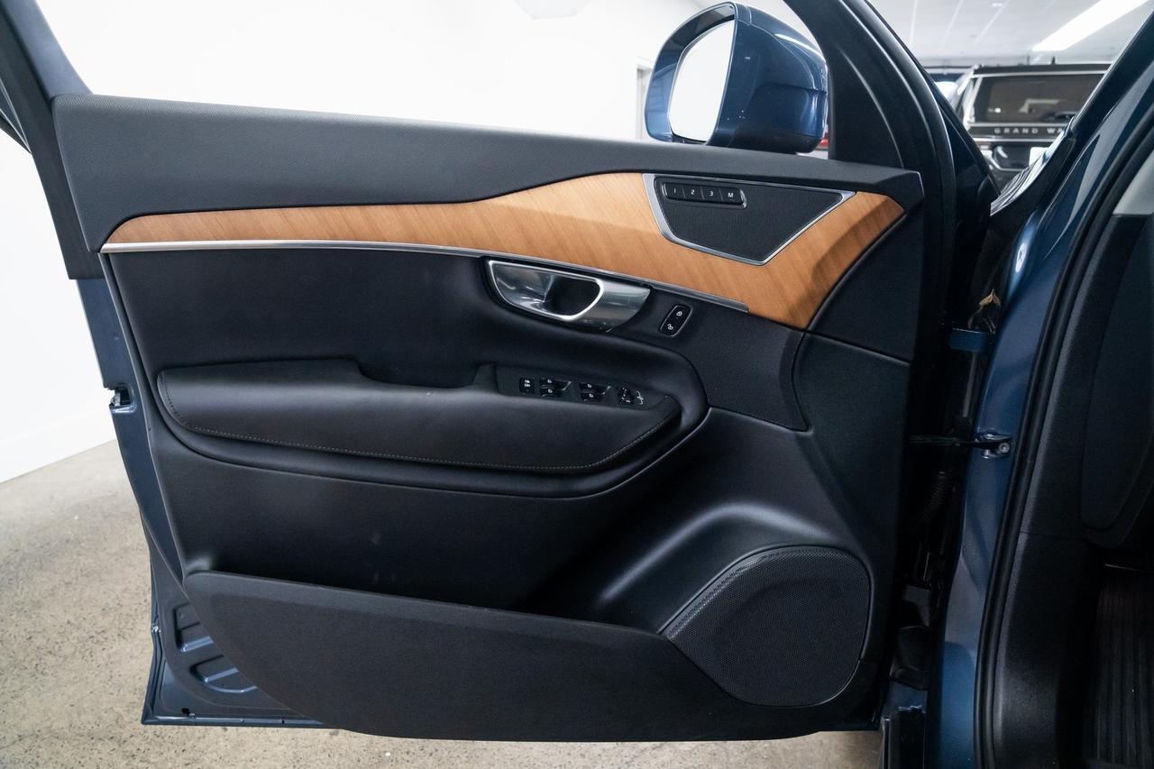 2023 Volvo XC90 B5 Plus 1 Owner Heated Seats Adaptive Cruise Portland OR