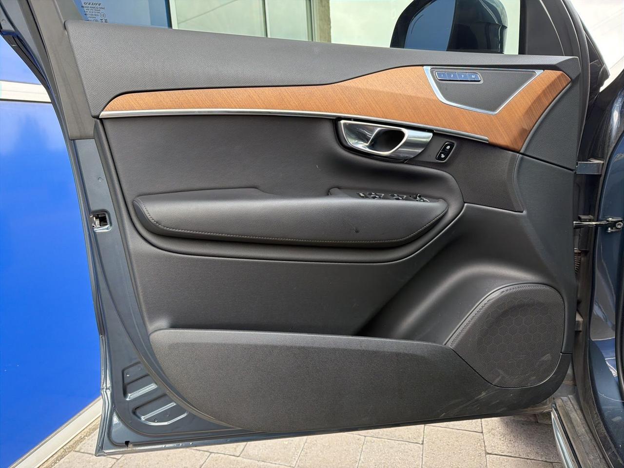 2023 Volvo XC90 B5 Plus Bend OR