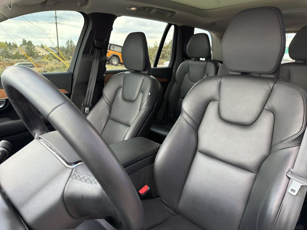 2023 Volvo XC90 B5 Plus Bend OR