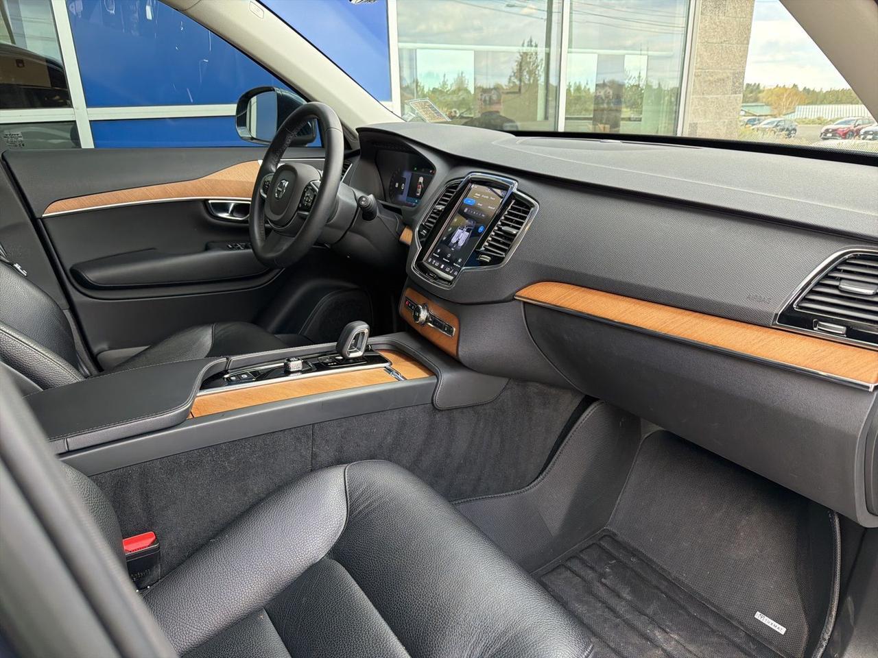 2023 Volvo XC90 B5 Plus Bend OR