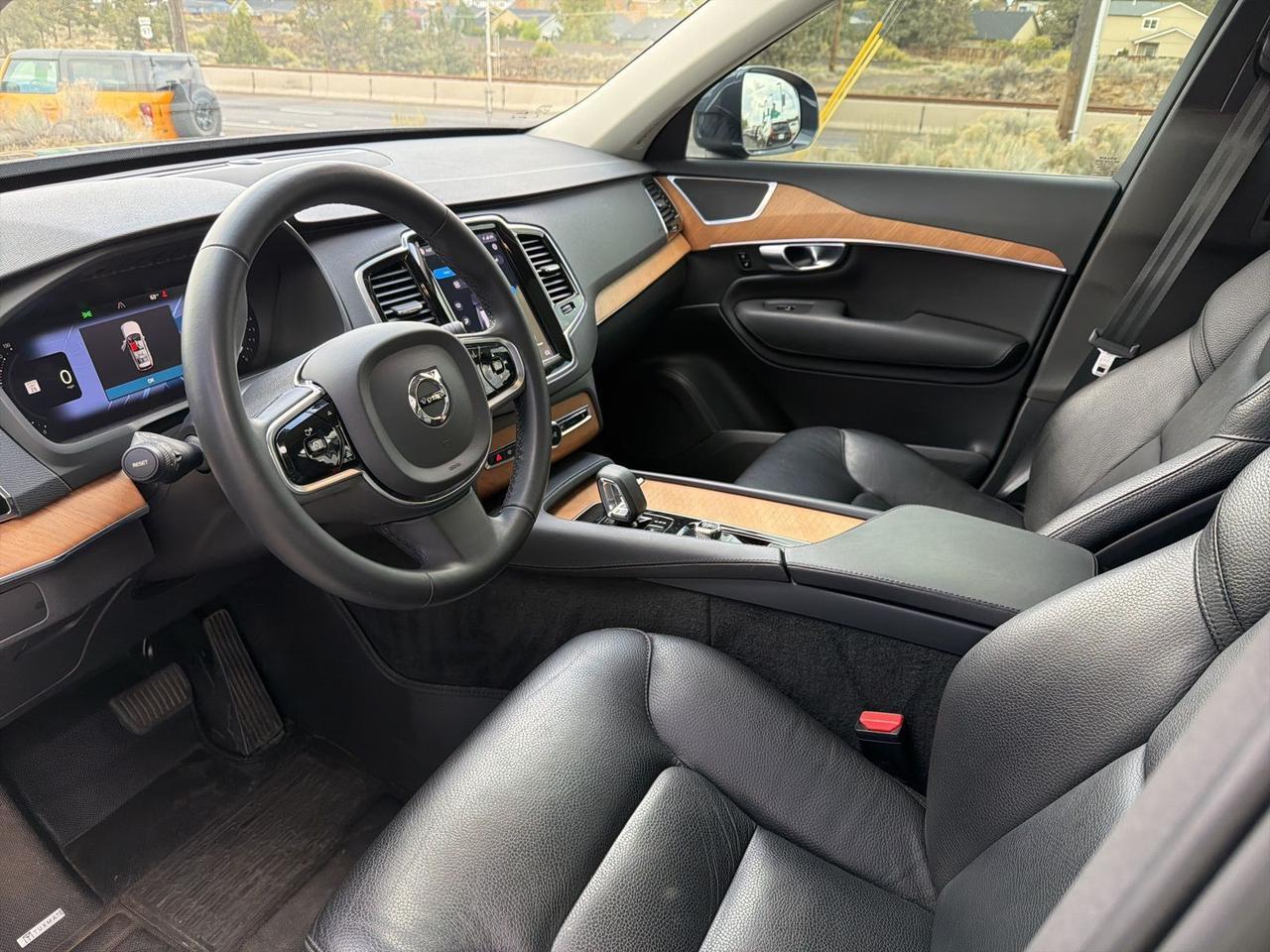 2023 Volvo XC90 B5 Plus Bend OR
