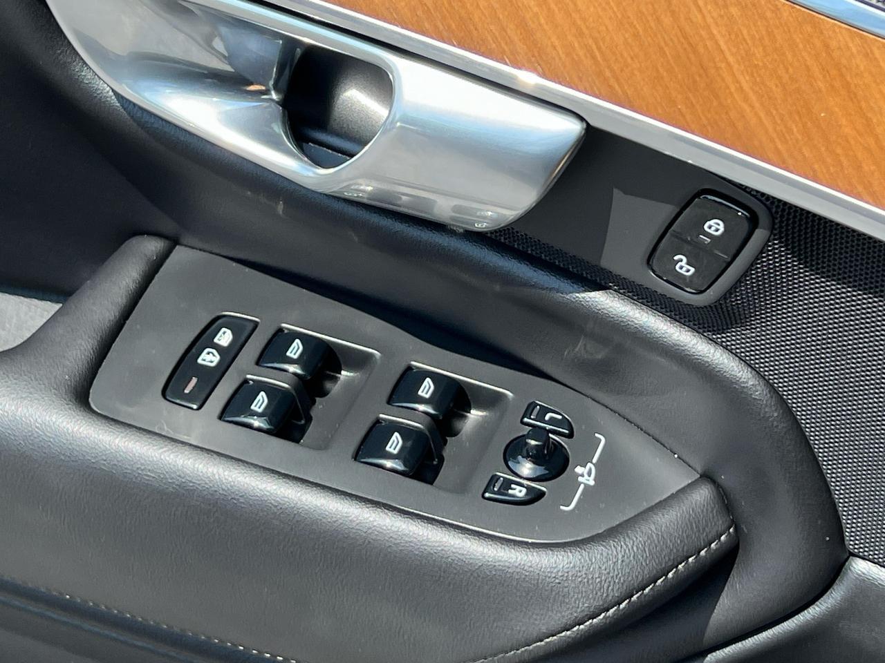 2023 Volvo XC90 B5 Plus Hagerstown MD