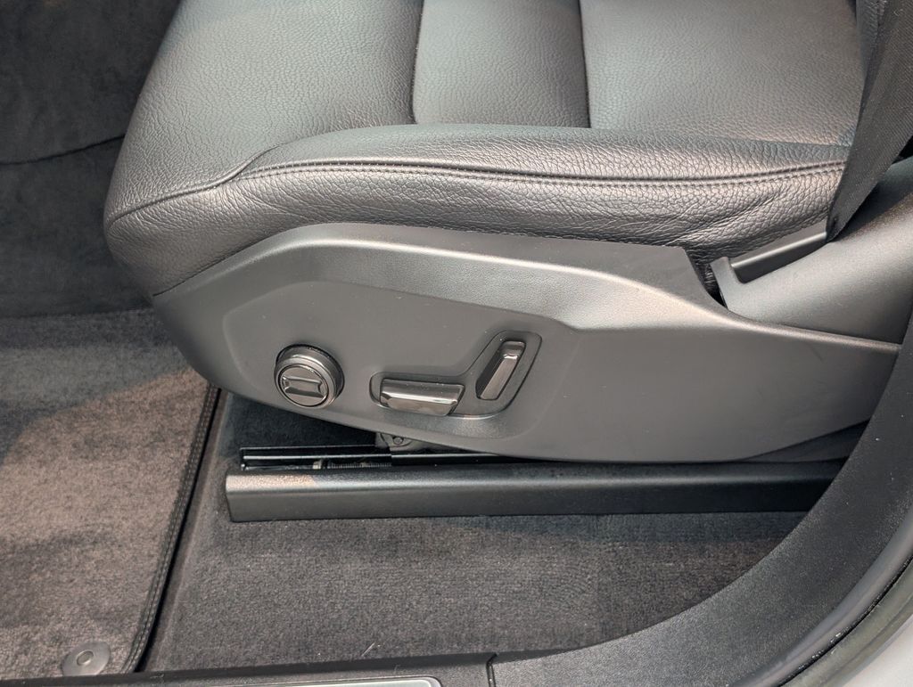 2023 Volvo XC90 B5 Plus Hunt Valley MD