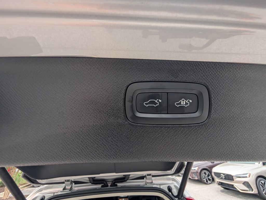 2023 Volvo XC90 B5 Plus Hunt Valley MD