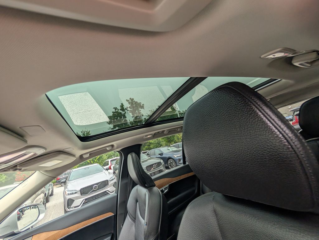2023 Volvo XC90 B5 Plus Hunt Valley MD