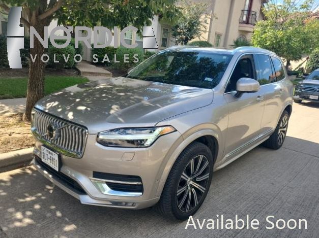 2023 Volvo XC90 B6 AWD Hybrid PLUS w/High Performance Audio, Pilot Assist, 360 Cam, 4 Heated Seats & Wheel
