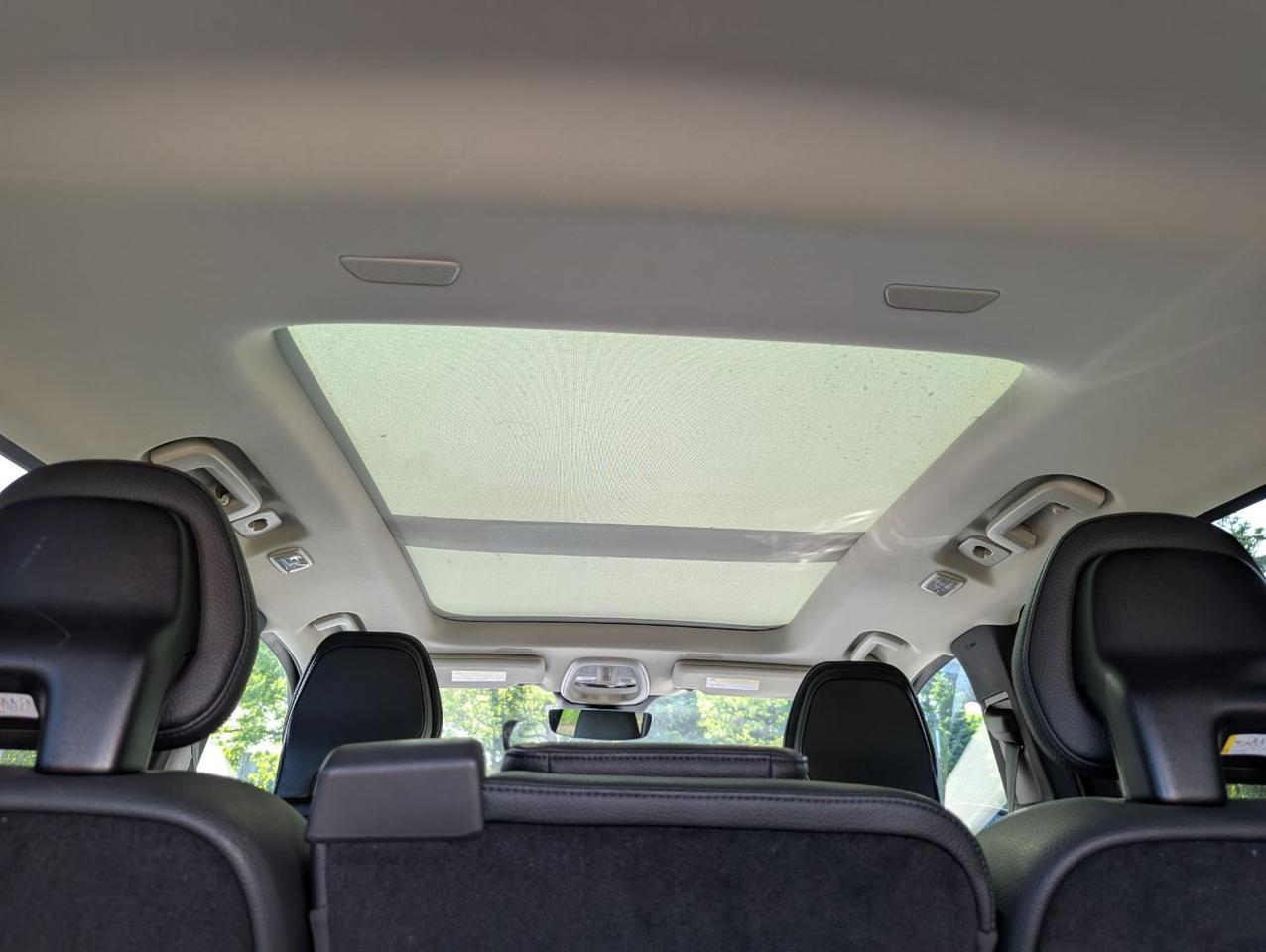 2023 Volvo XC90 B6 AWD Hybrid w/High Performance Audio, Pilot Assist, Tow Hitch, 4 Heated Leather Seats & Wheel Portland OR