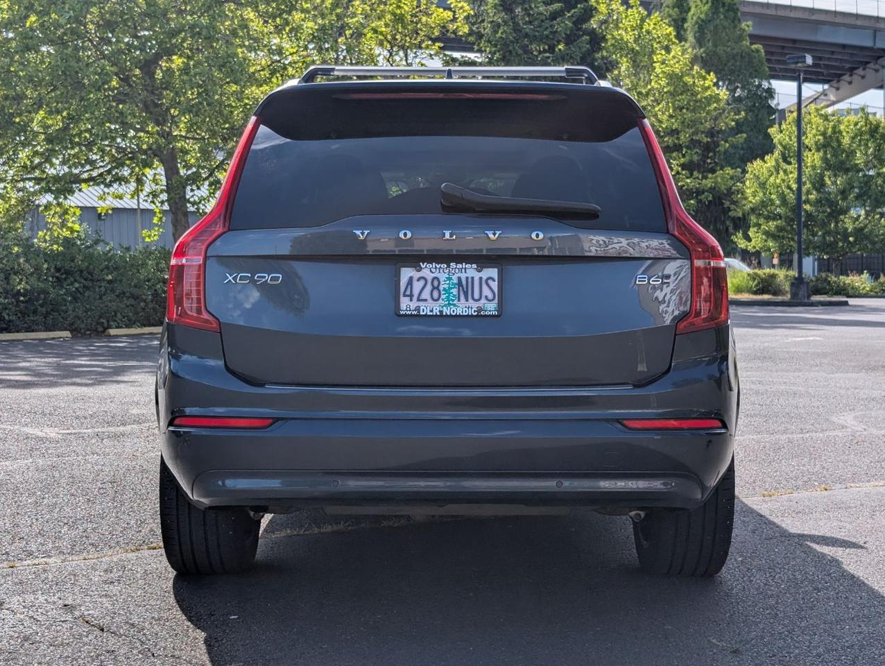 2023 Volvo XC90 B6 AWD Hybrid w/High Performance Audio, Pilot Assist, Tow Hitch, 4 Heated Leather Seats & Wheel Portland OR