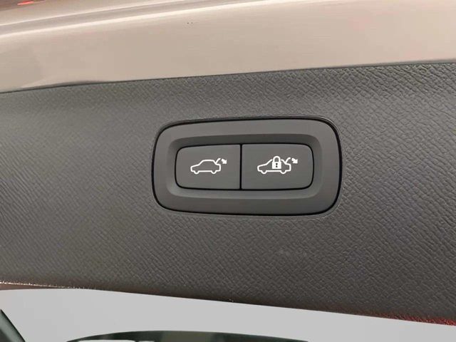 2023 Volvo XC90 B6 Core Dallas TX