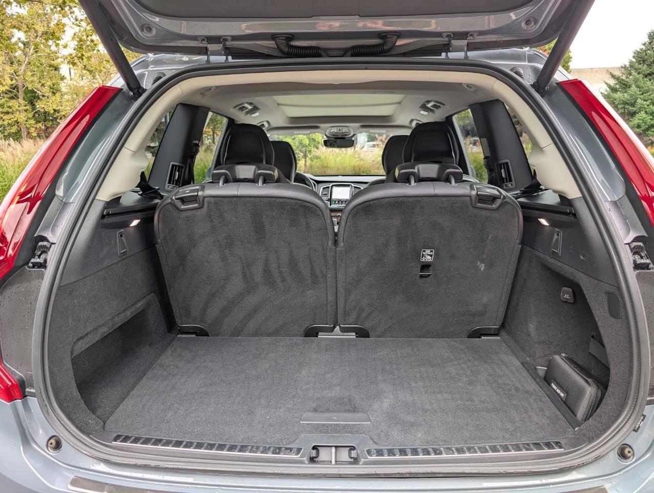 2023 Volvo XC90 B6 Hybrid AWD PLUS | Harman Kardon, Pilot Assist, 6-Pass Center Walk, 360 Cam, Heated Seats & Wheel Portland OR