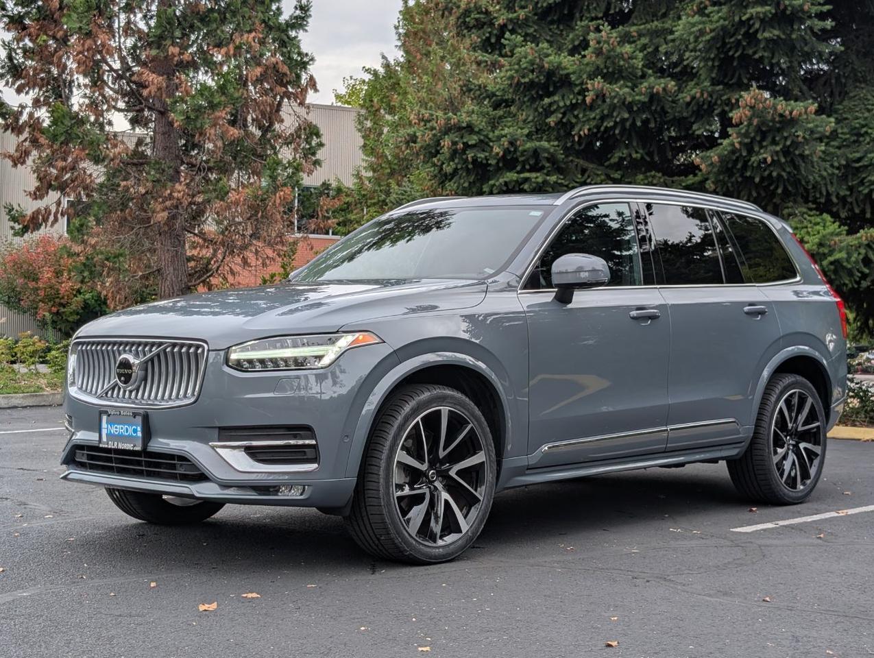 2023 Volvo XC90 B6 Hybrid AWD PLUS | Harman Kardon, Pilot Assist, 6-Pass Center Walk, 360 Cam, Heated Seats & Wheel Portland OR