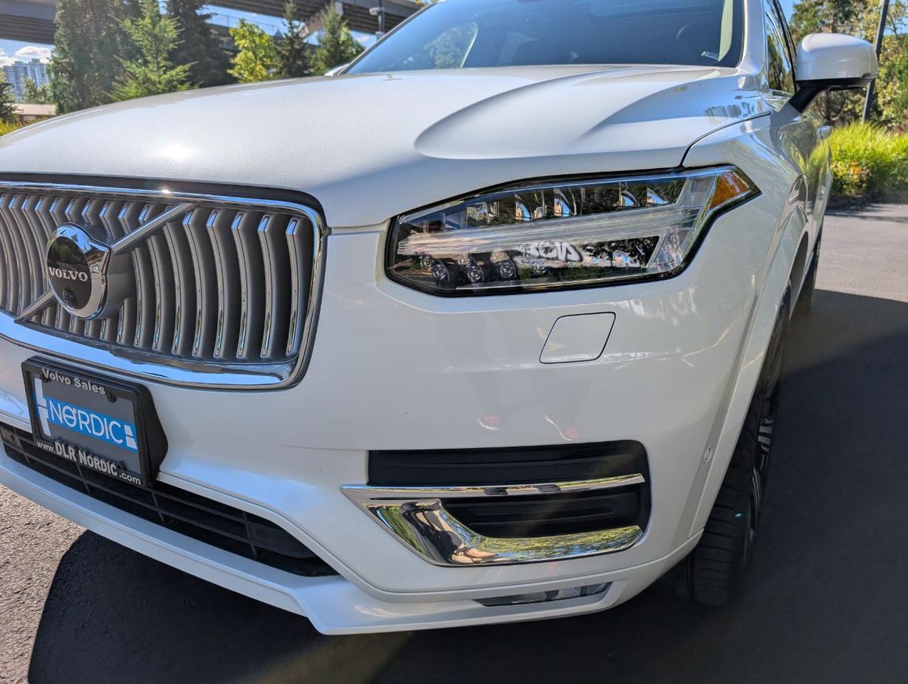 2023 Volvo XC90 B6 Hybrid AWD ULTIMATE | Bowers Wilkins, Lounge Pkg., Air Suspension, Heated-Cooled & Massage Seats Portland OR