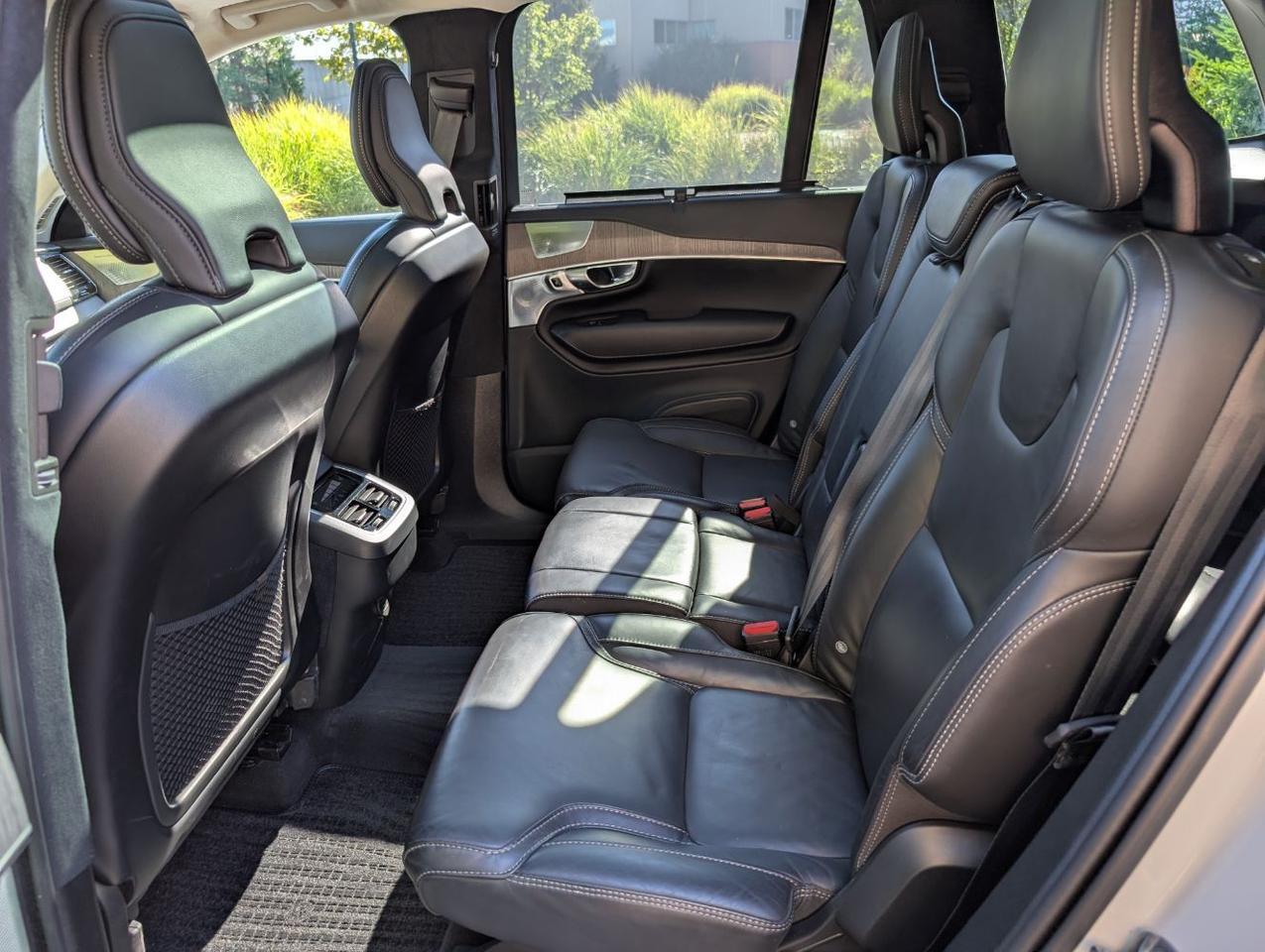 2023 Volvo XC90 B6 Hybrid AWD ULTIMATE | Bowers Wilkins, Lounge Pkg., Air Suspension, Heated-Cooled & Massage Seats Portland OR