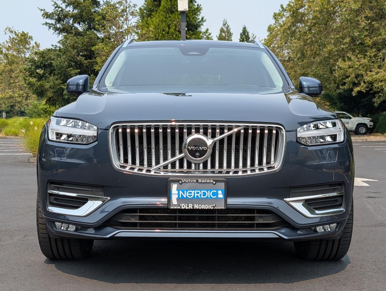 2023 Volvo XC90 B6 Hybrid AWD ULTIMATE | Harman Kardon, 6-Pass Center Walk Seating, Tow Hitch, Heated-Cooled Seats Portland OR