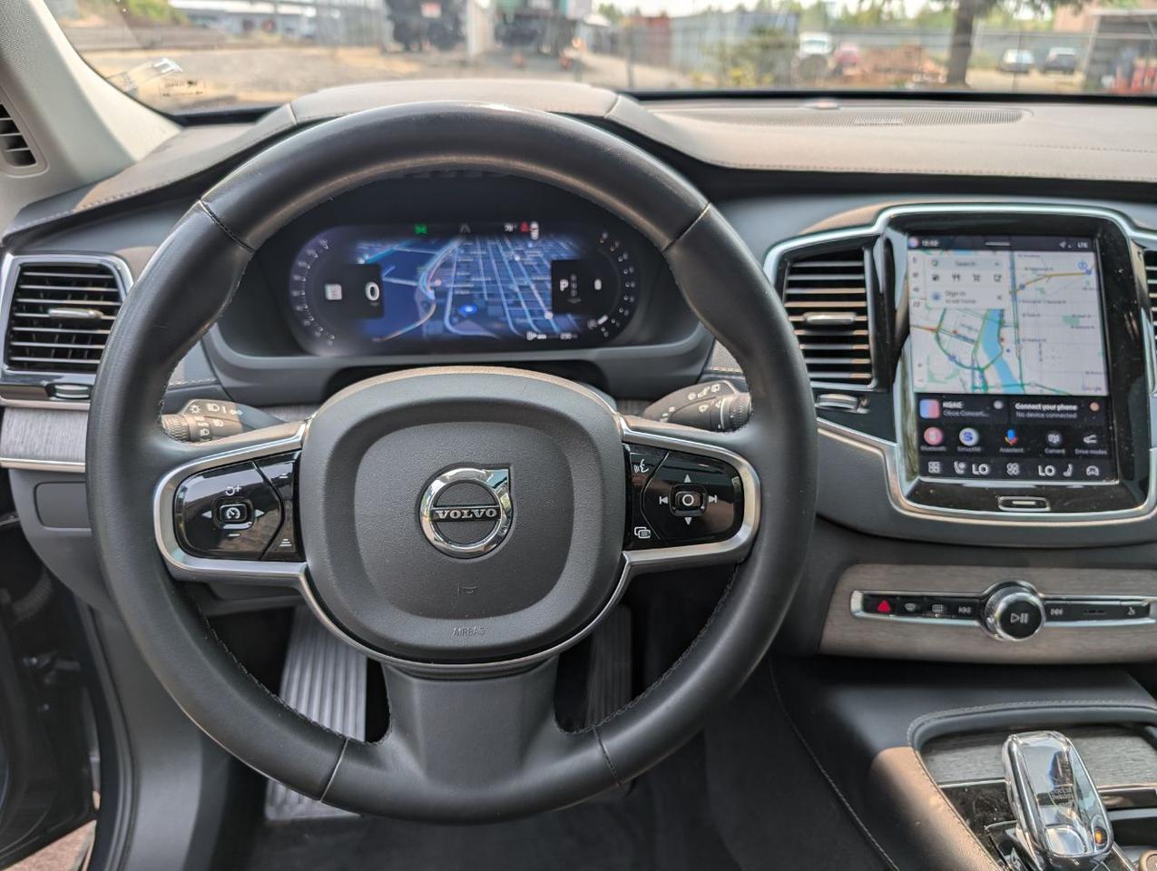 2023 Volvo XC90 B6 Hybrid AWD ULTIMATE | Harman Kardon, 6-Pass Center Walk Seating, Tow Hitch, Heated-Cooled Seats Portland OR