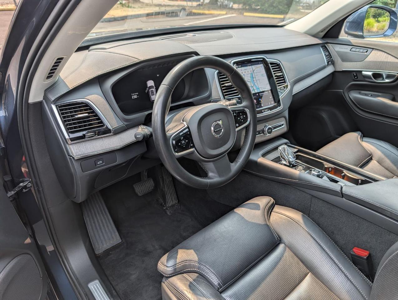 2023 Volvo XC90 B6 Hybrid AWD ULTIMATE | Harman Kardon, 6-Pass Center Walk Seating, Tow Hitch, Heated-Cooled Seats Portland OR