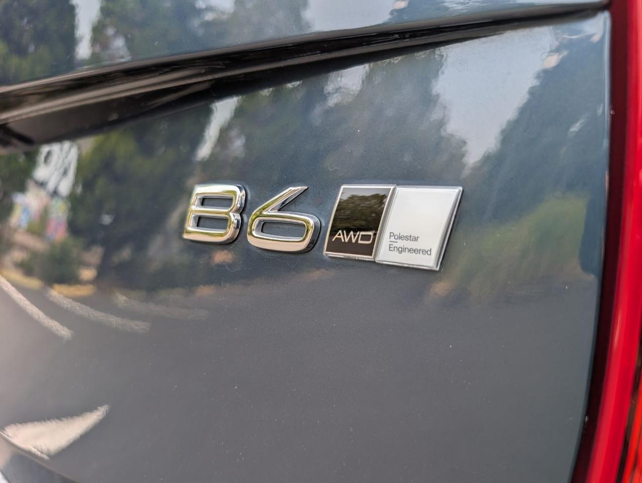 2023 Volvo XC90 B6 Hybrid AWD ULTIMATE | Harman Kardon, 6-Pass Center Walk Seating, Tow Hitch, Heated-Cooled Seats Portland OR