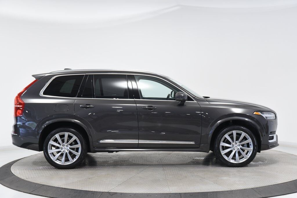 2023 Volvo XC90 B6 Plus 6-Seater Akron OH