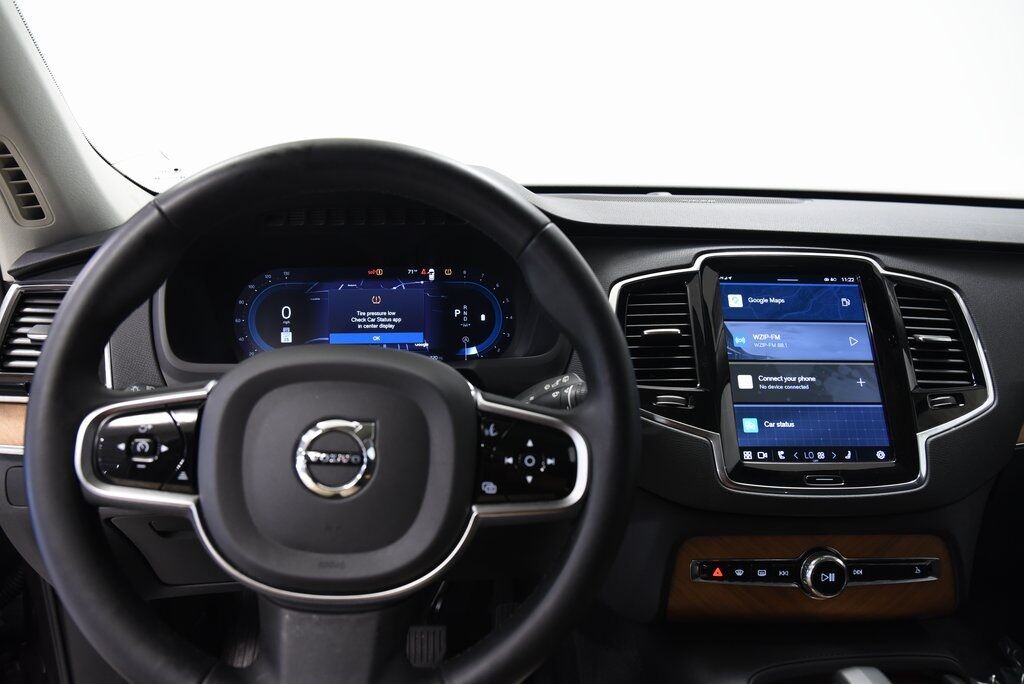 2023 Volvo XC90 B6 Plus 6-Seater Akron OH