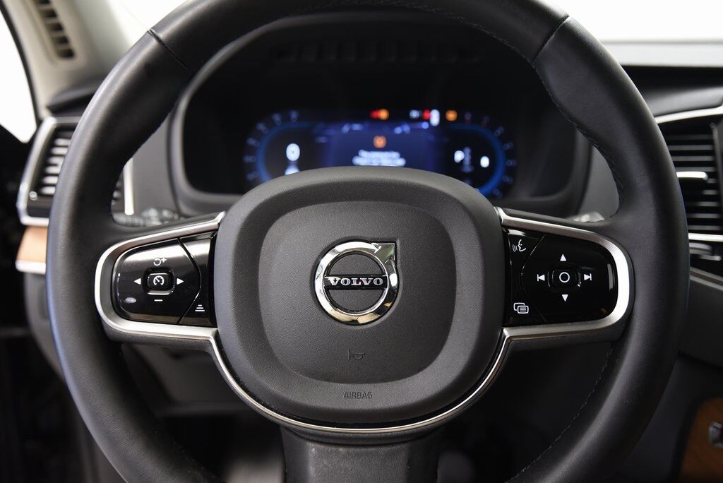 2023 Volvo XC90 B6 Plus 6-Seater Akron OH