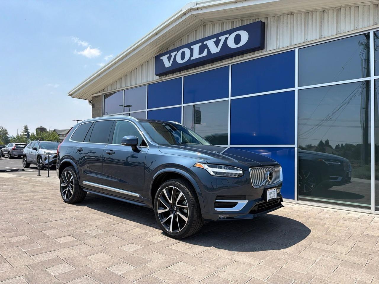 2023 Volvo XC90 B6 Plus 6-Seater
