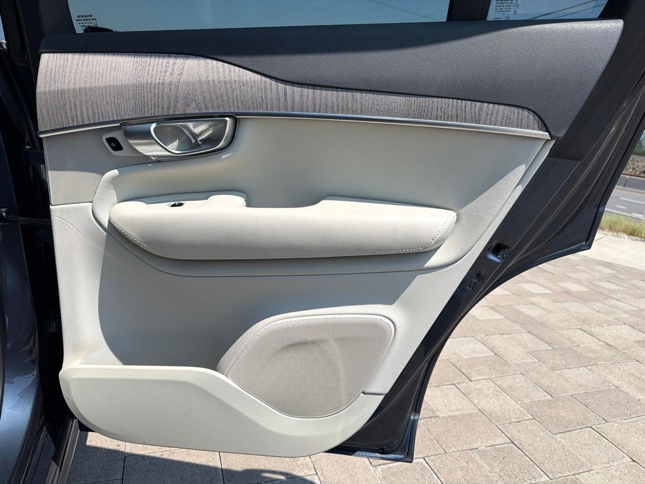 2023 Volvo XC90 B6 Plus 6-Seater Bend OR