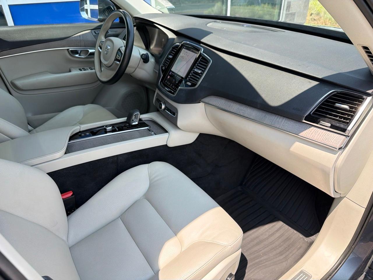 2023 Volvo XC90 B6 Plus 6-Seater Bend OR