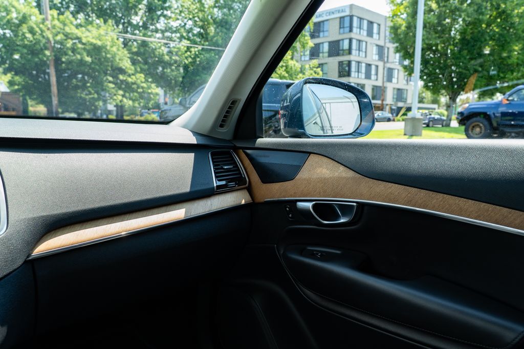 2023 Volvo XC90 B6 Plus 6-Seater Beaverton OR