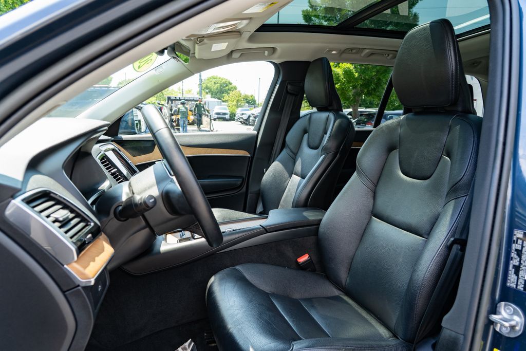 2023 Volvo XC90 B6 Plus 6-Seater Beaverton OR