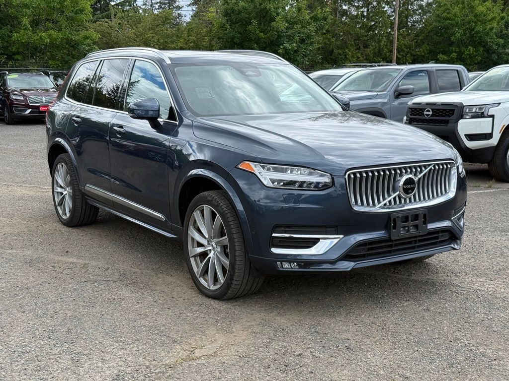 2023 Volvo XC90 B6 Plus 6-Seater