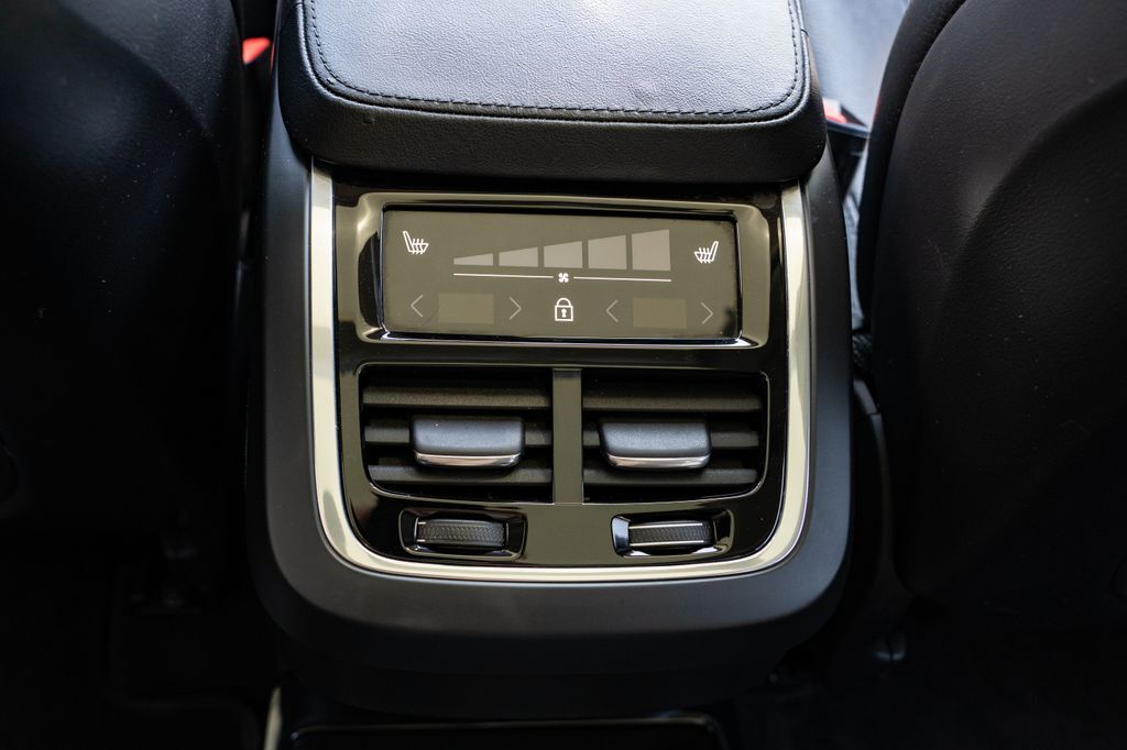 2023 Volvo XC90 B6 Plus 6-Seater Beaverton OR