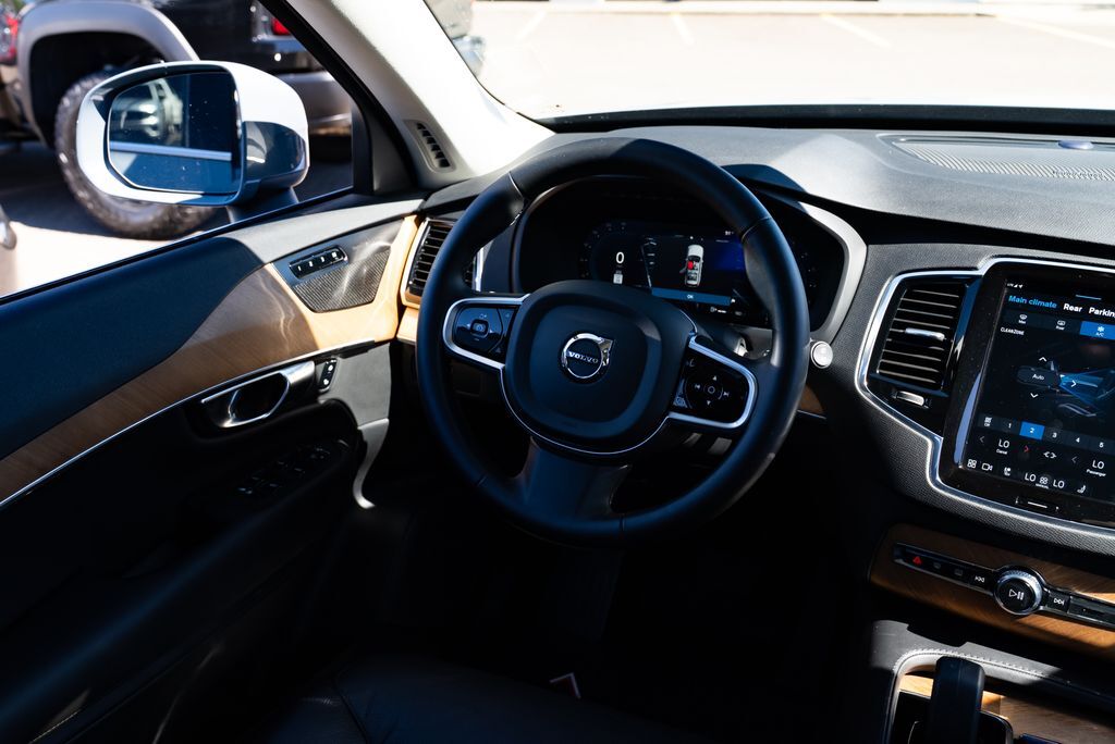 2023 Volvo XC90 B6 Plus 6-Seater Milwaukie OR