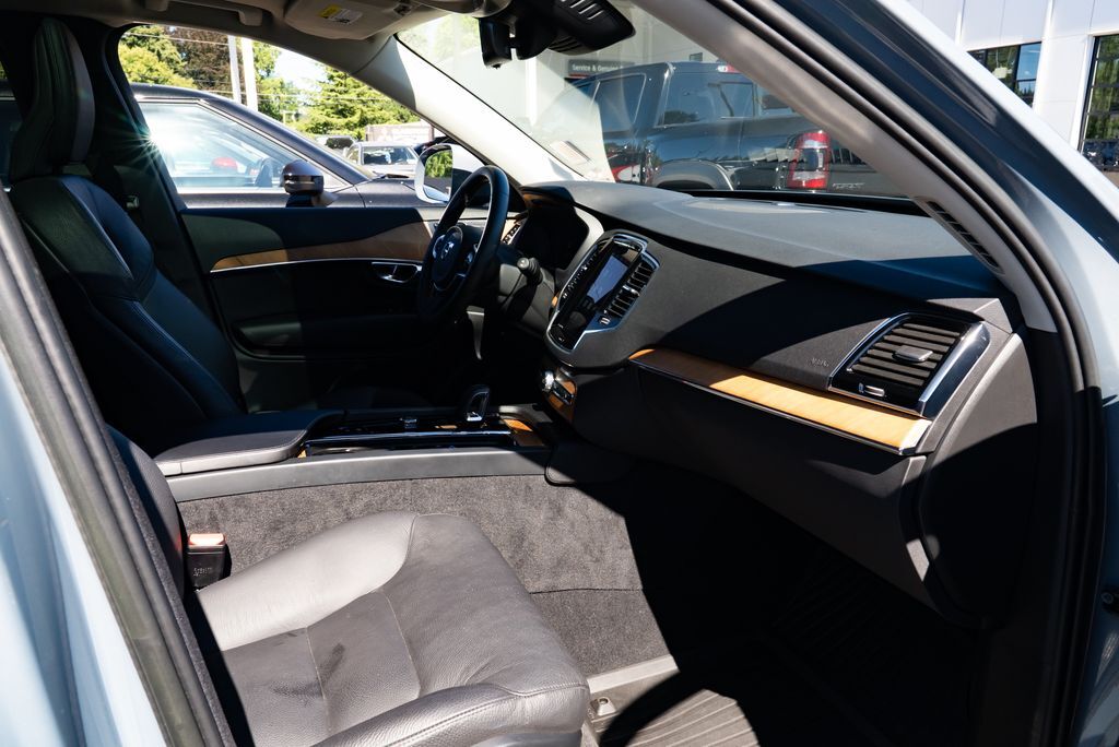 2023 Volvo XC90 B6 Plus 6-Seater Milwaukie OR
