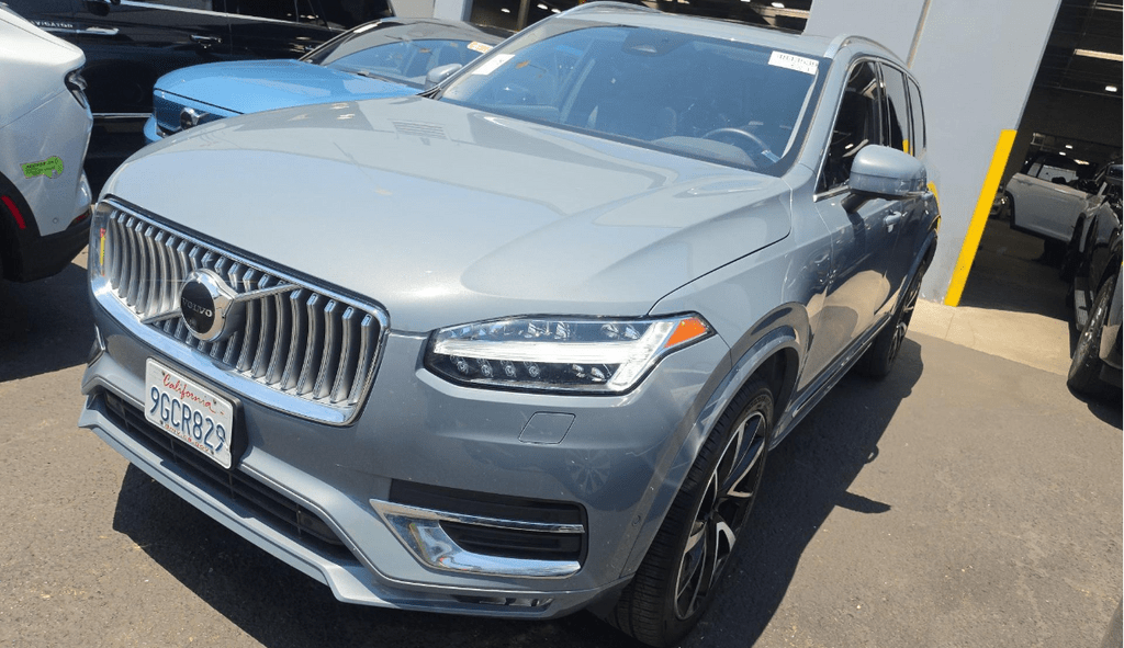 2023 Volvo XC90 B6 Plus 6-Seater Milwaukie OR