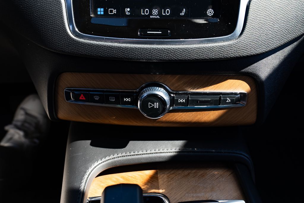 2023 Volvo XC90 B6 Plus 6-Seater Milwaukie OR