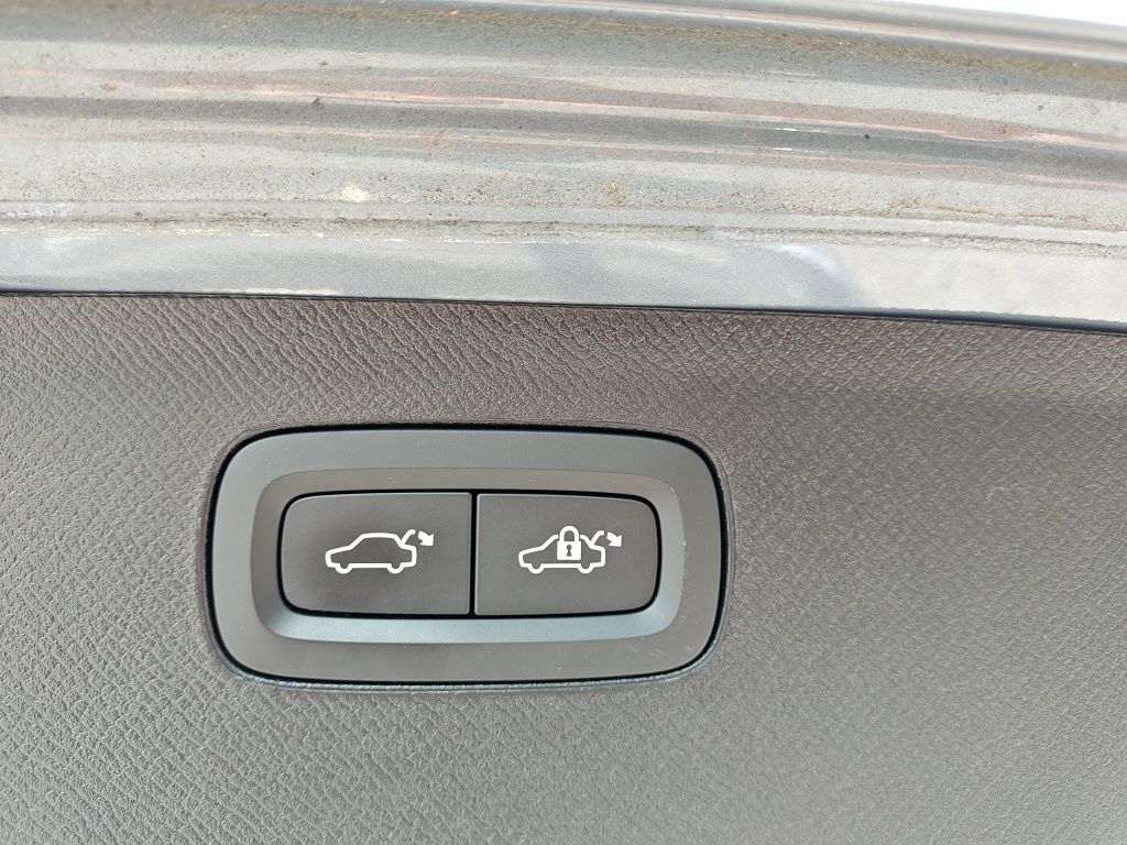 2023 Volvo XC90 B6 Plus 6-Seater Hunt Valley MD