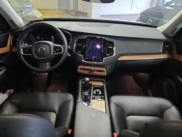 2023 Volvo XC90 B6 Plus 7-Seater Bend OR