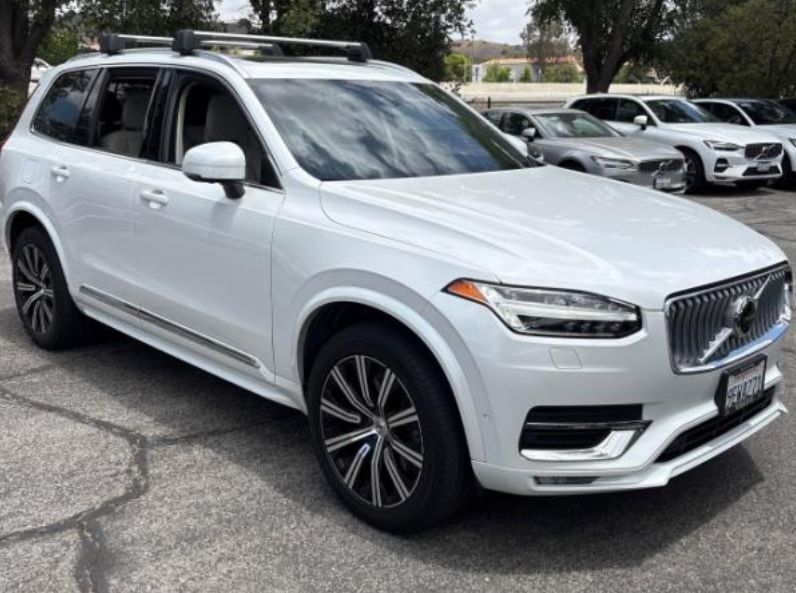 2023 Volvo XC90 B6 Plus 7-Seater
