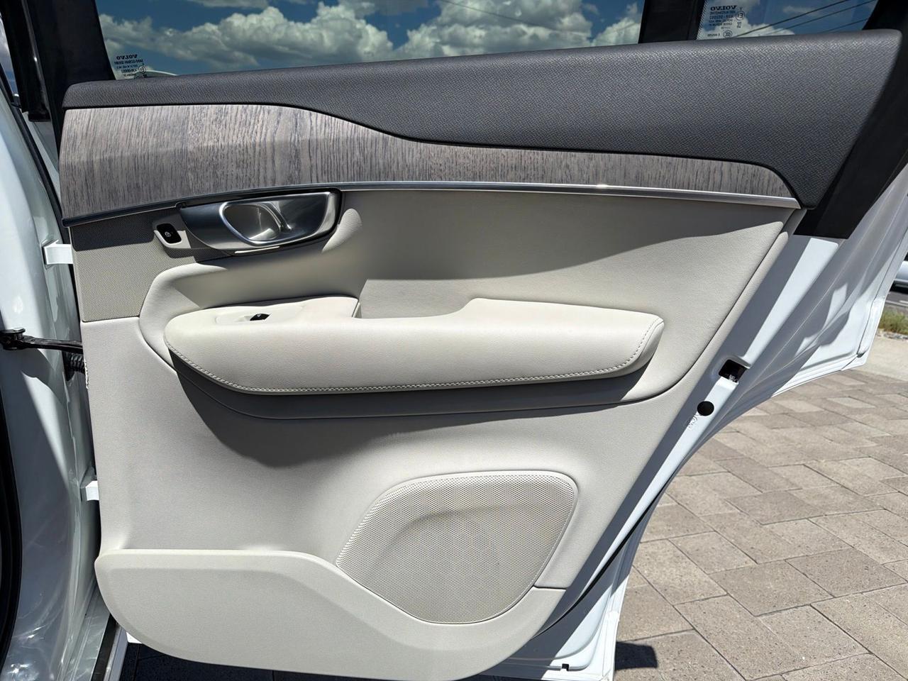 2023 Volvo XC90 B6 Plus 7-Seater Bend OR
