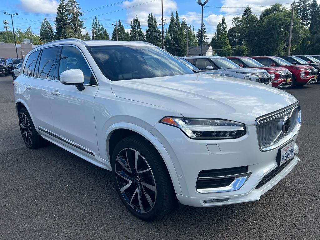 2023 Volvo XC90 B6 Plus 7-Seater
