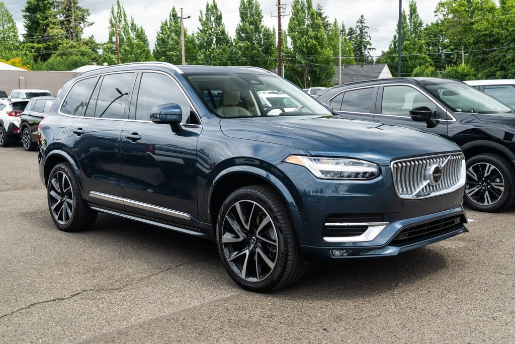 2023 Volvo XC90 B6 Plus 7-Seater