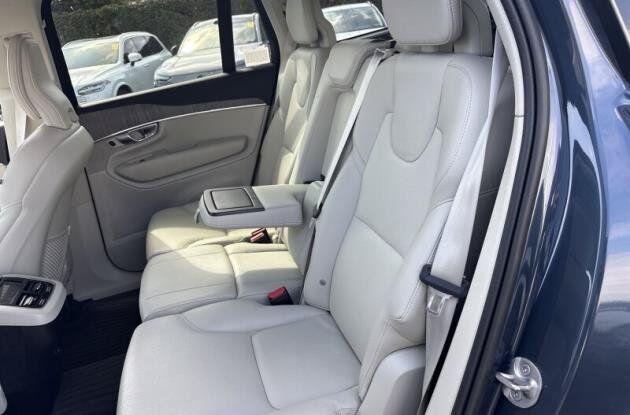 2023 Volvo XC90 B6 Plus 7-Seater Surround View Camera / Harman Kardon Sound Portland OR