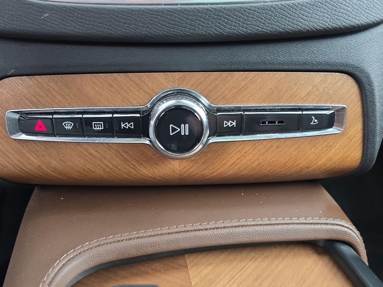 2023 Volvo XC90 B6 Plus 7-Seater Glen Burnie MD