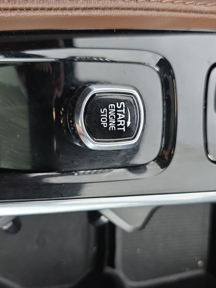 2023 Volvo XC90 B6 Plus 7-Seater Glen Burnie MD