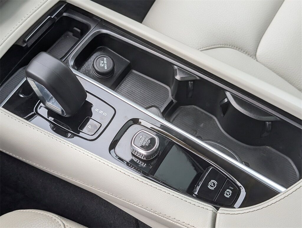2023 Volvo XC90 B6 Plus 7-Seater Hunt Valley MD